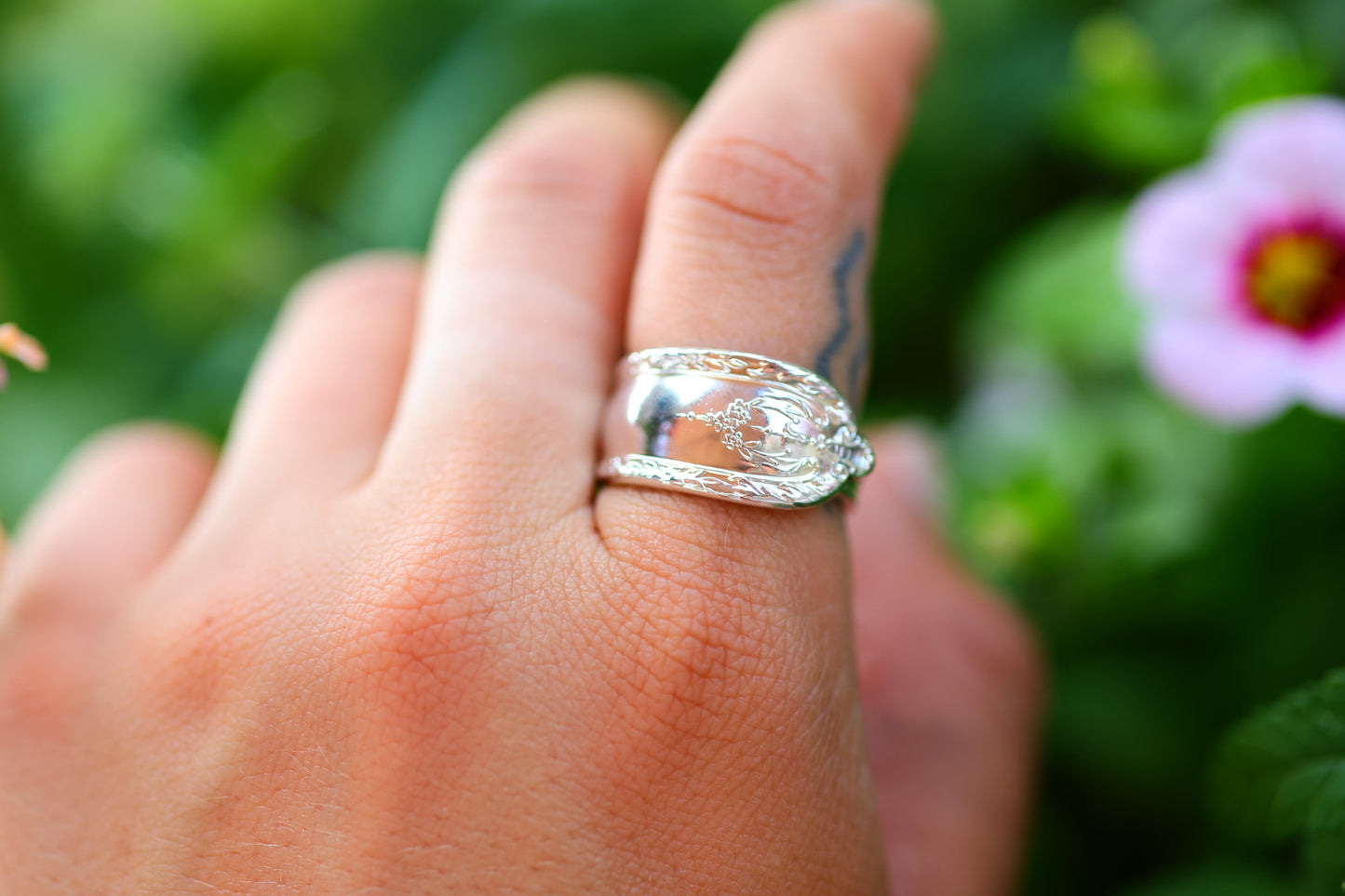 Size 9- antique Sterling silver ring