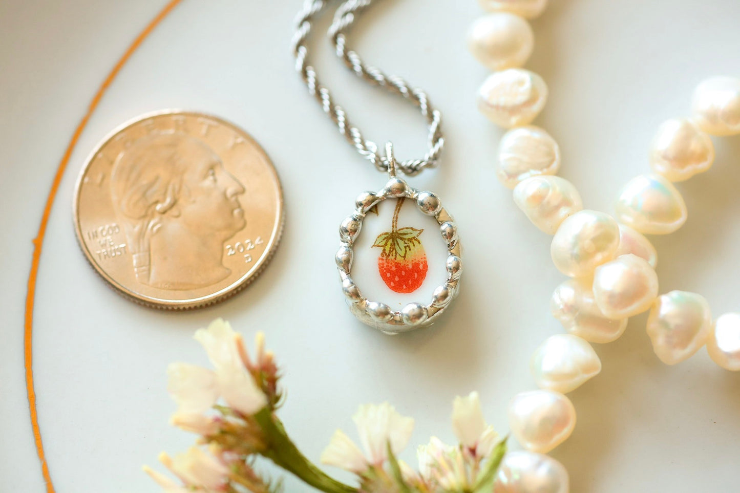 1940’s Dainty Berry