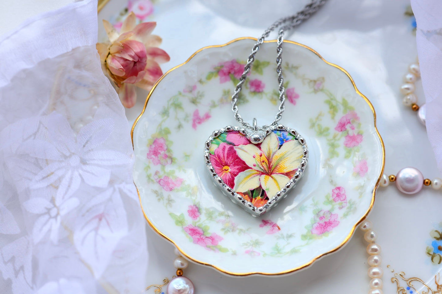 Chintz Lillies of You