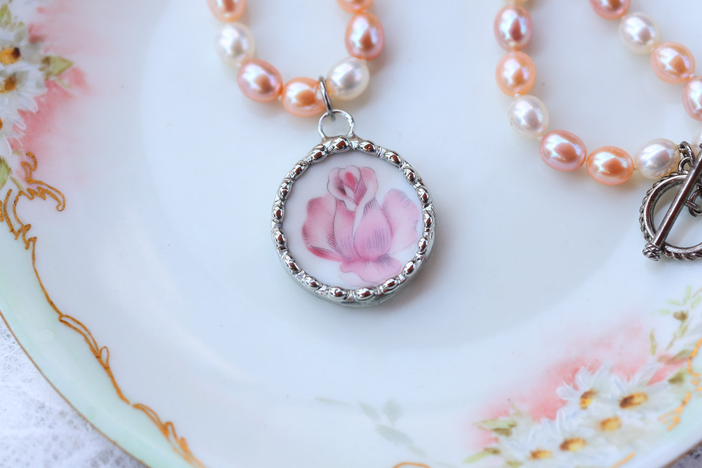 Pearly Rose