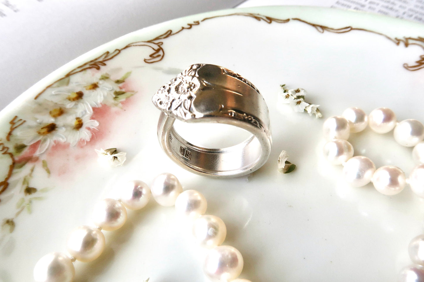 Vintage Spoon Ring (Size 8)