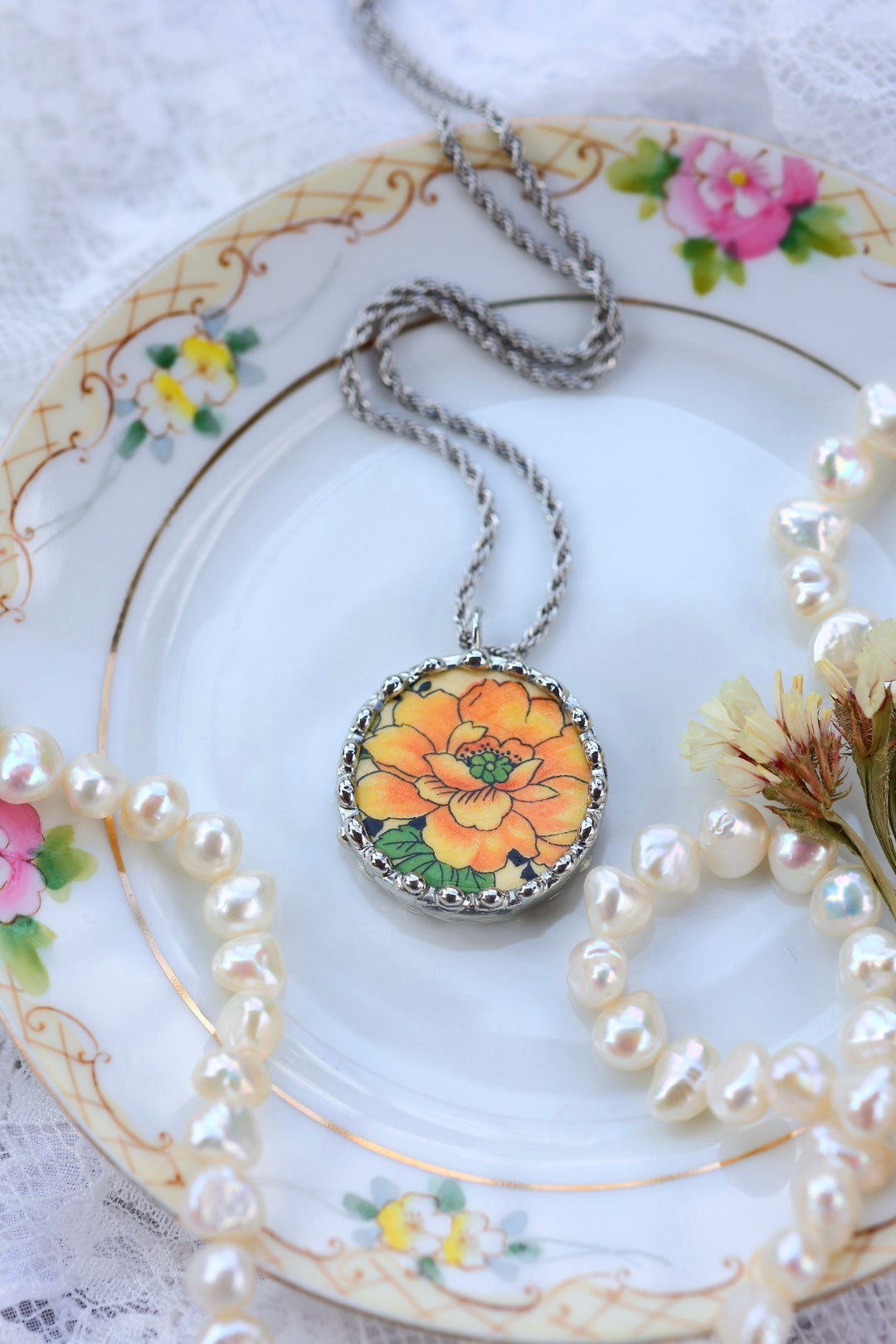 1928~ Love in Poppies