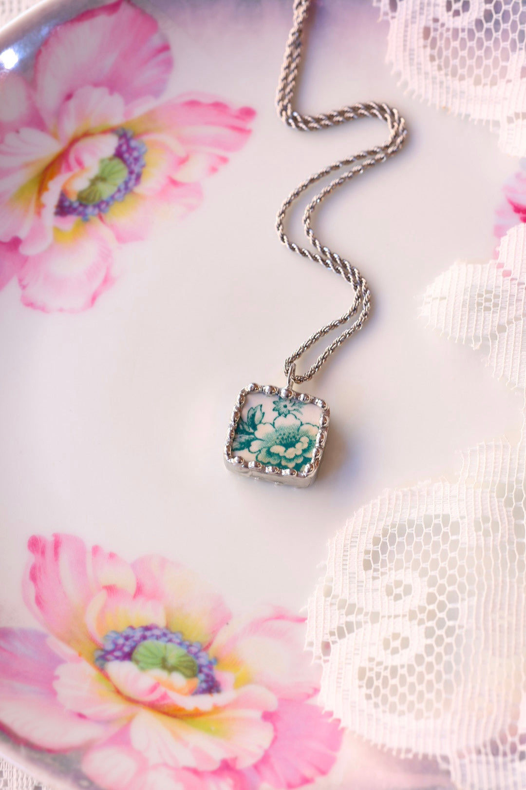 1903 Petal Dreams