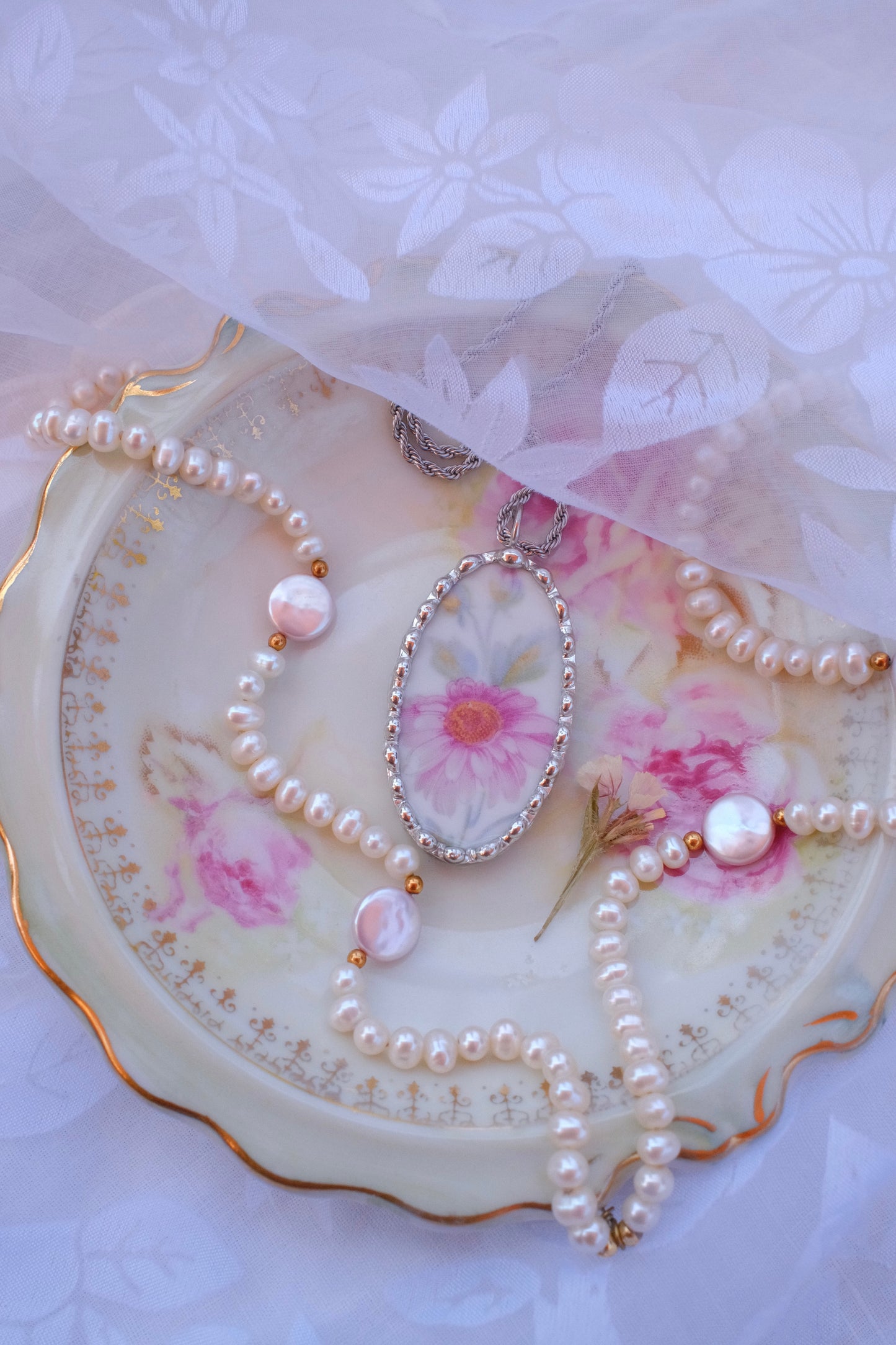 Petals & Poise