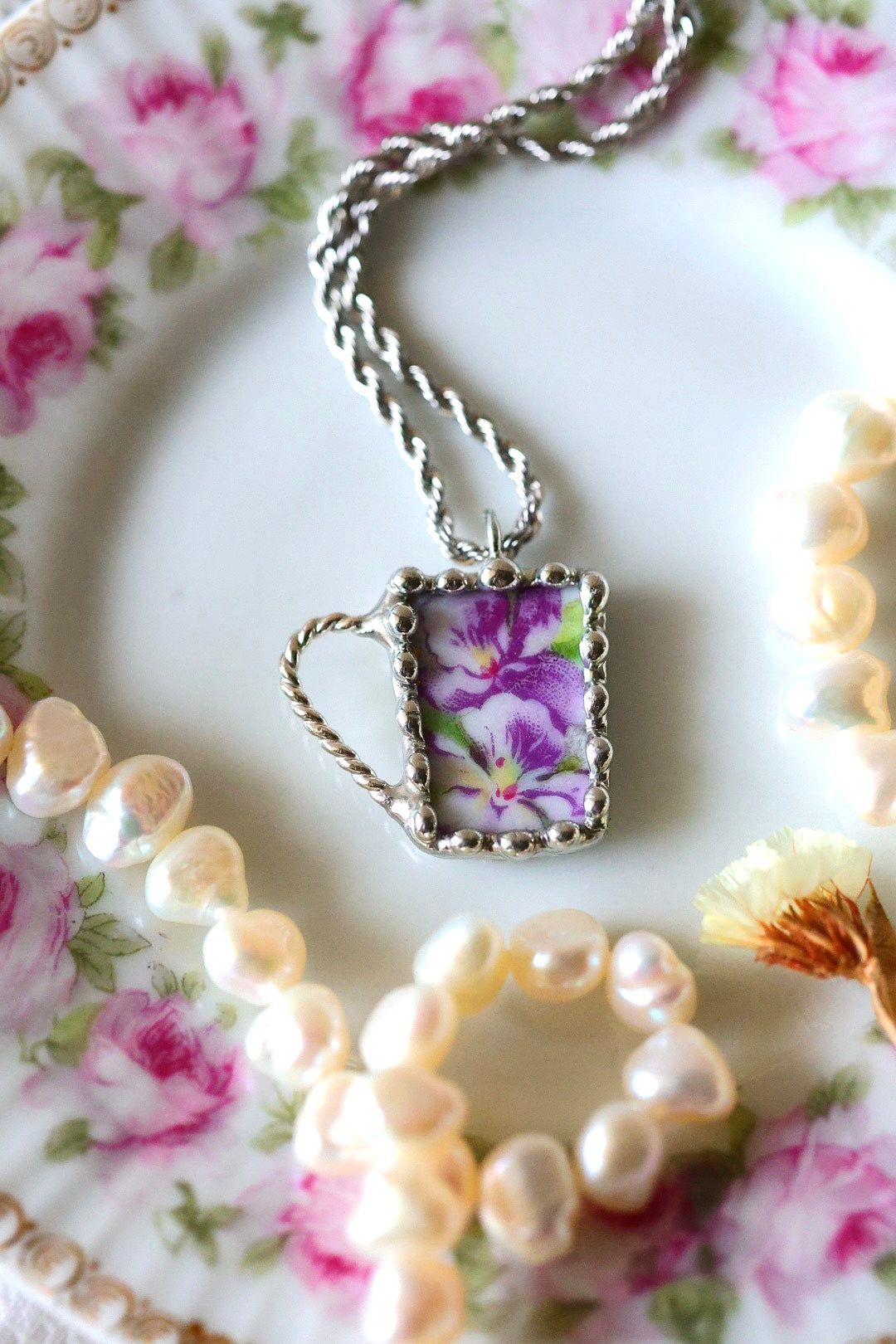 40’s Violet Tea Cup