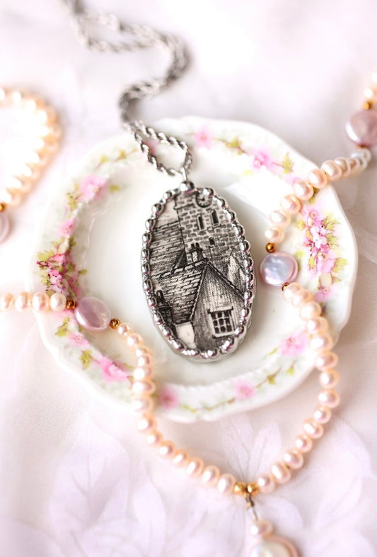 1950’s England- Castle Chronicles