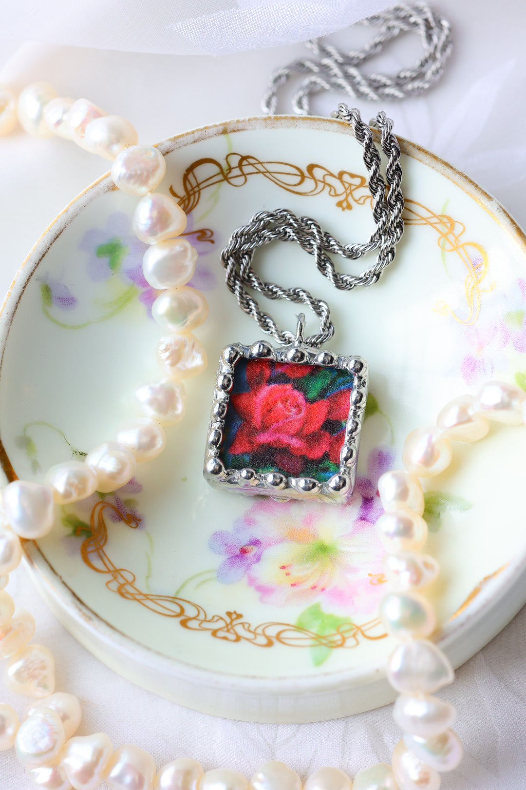 Card of Vintage Roses