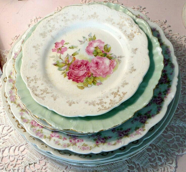Tea cup & saucer