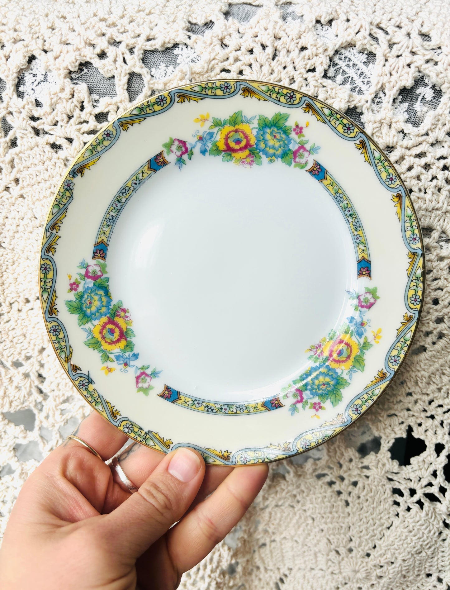 Colorful Japanesse Floral Tea Plate